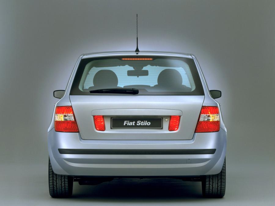  Fiat Stilo 5-Door 2001 года  (фото 10 из 16)